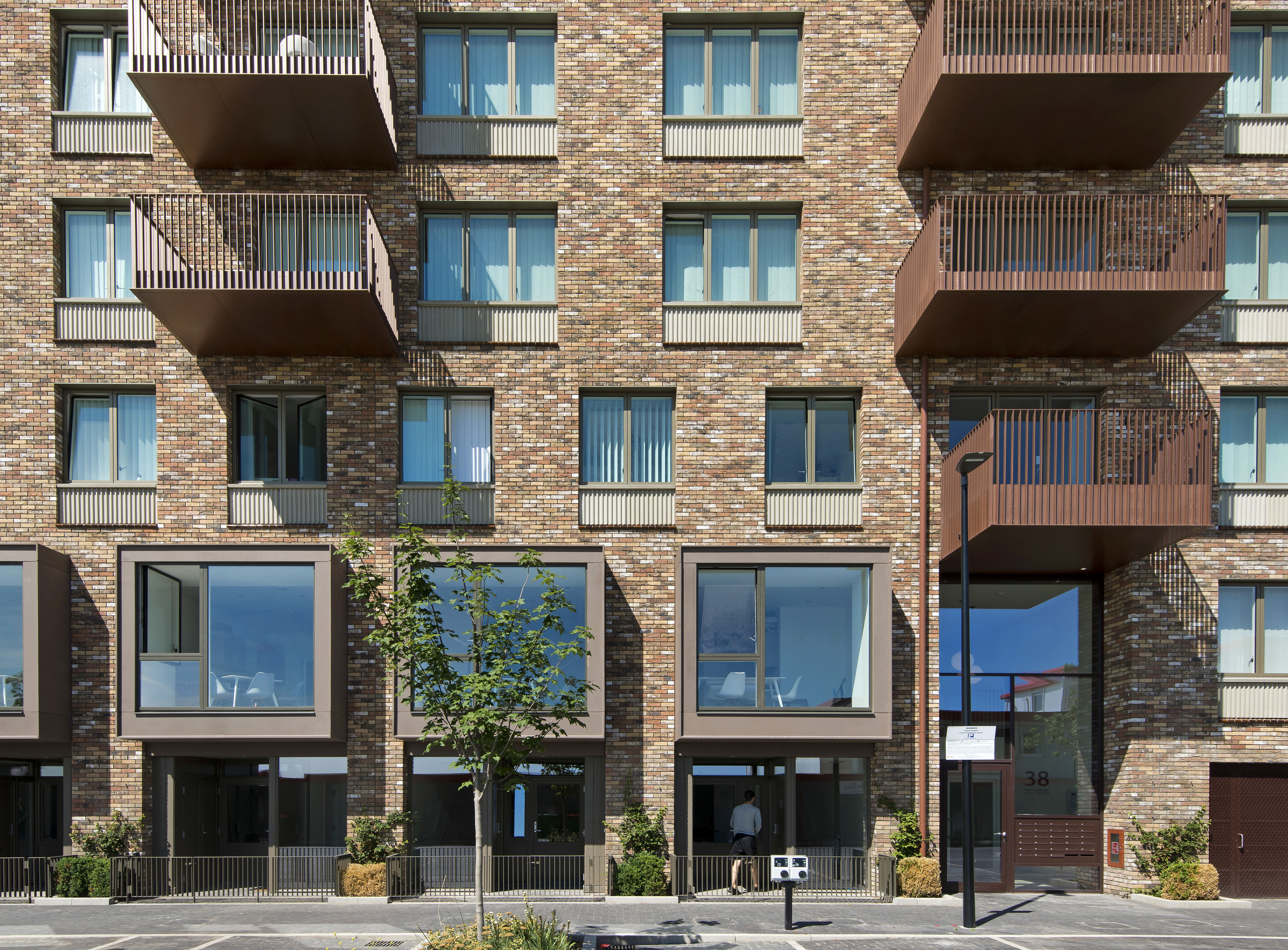 Royal Albert Wharf external view